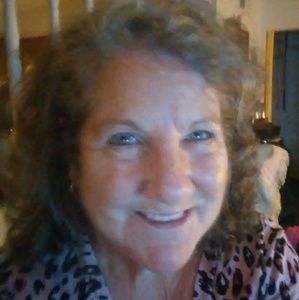 Meet your Posher, Deb